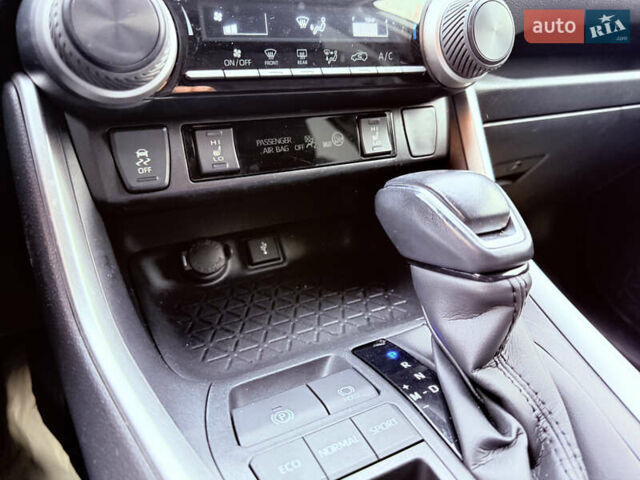 Білий Тойота РАВ 4, об'ємом двигуна 2 л та пробігом 95 тис. км за 24700 $, фото 14 на Automoto.ua