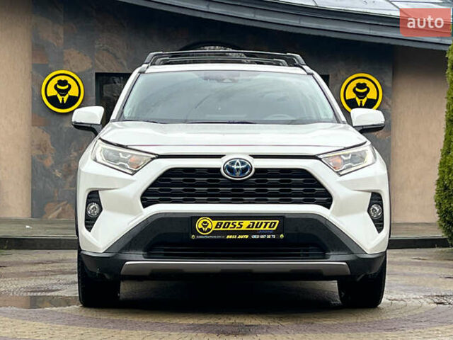 Белый Тойота РАВ 4, объемом двигателя 2.49 л и пробегом 99 тыс. км за 34800 $, фото 1 на Automoto.ua