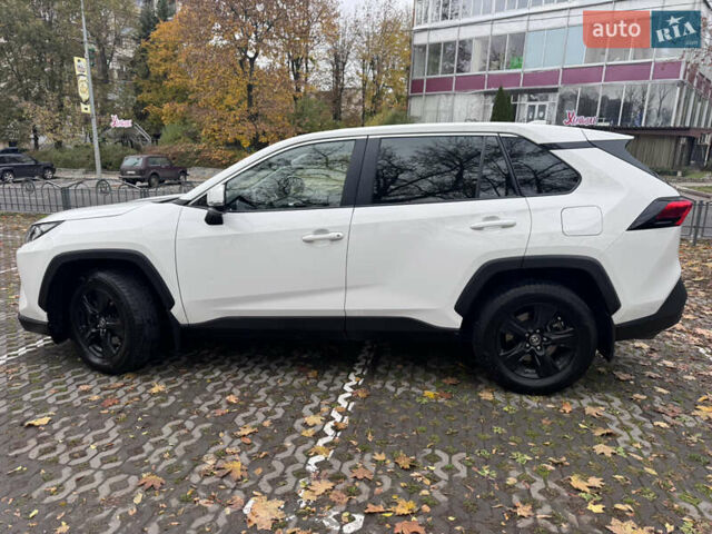 Тойота РАВ 4 2021 в Харькове на Automoto.ua Белый Тойота РАВ 4, объемом двигателя 1.99 л и пробегом 95 тыс. км за 27500 $, фото 9 на Automoto.ua