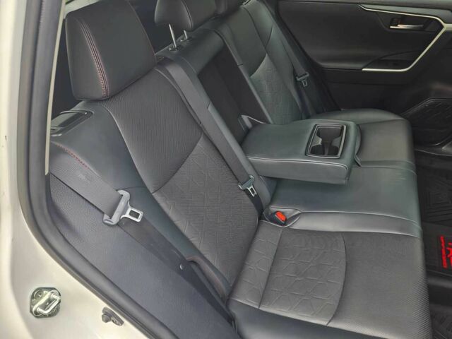 Белый Тойота РАВ 4, объемом двигателя 2.5 л и пробегом 25 тыс. км за 3500 $, фото 10 на Automoto.ua