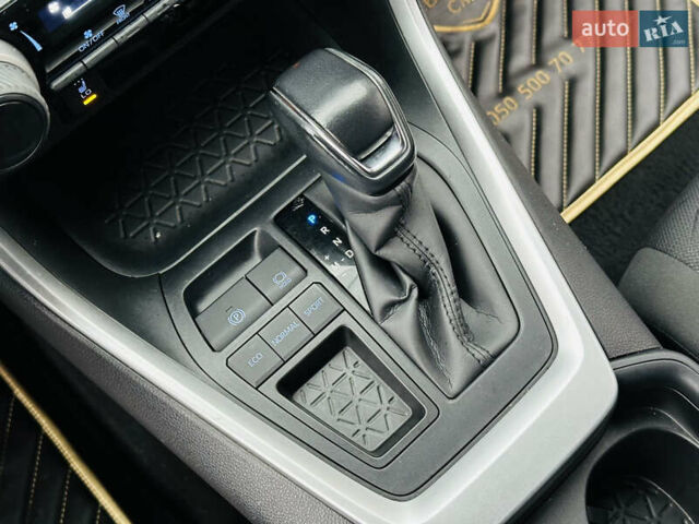 Белый Тойота РАВ 4, объемом двигателя 1.99 л и пробегом 95 тыс. км за 26700 $, фото 31 на Automoto.ua