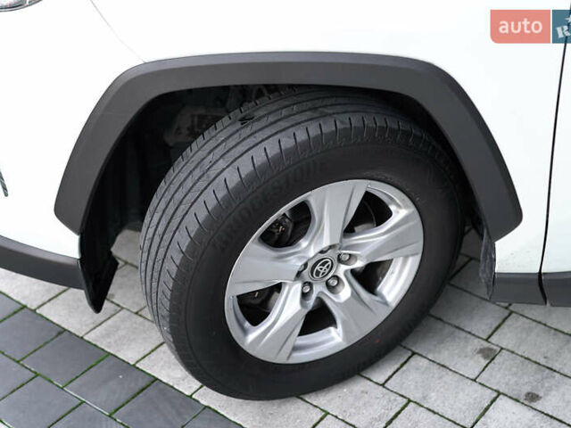 Белый Тойота РАВ 4, объемом двигателя 1.99 л и пробегом 55 тыс. км за 29900 $, фото 28 на Automoto.ua