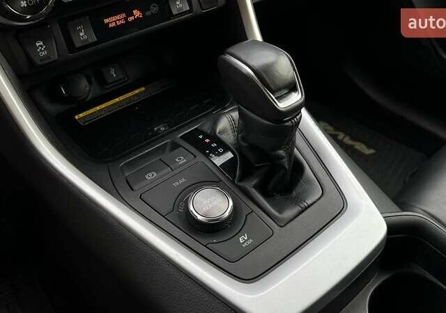 Білий Тойота РАВ 4, об'ємом двигуна 2.49 л та пробігом 86 тис. км за 33900 $, фото 17 на Automoto.ua