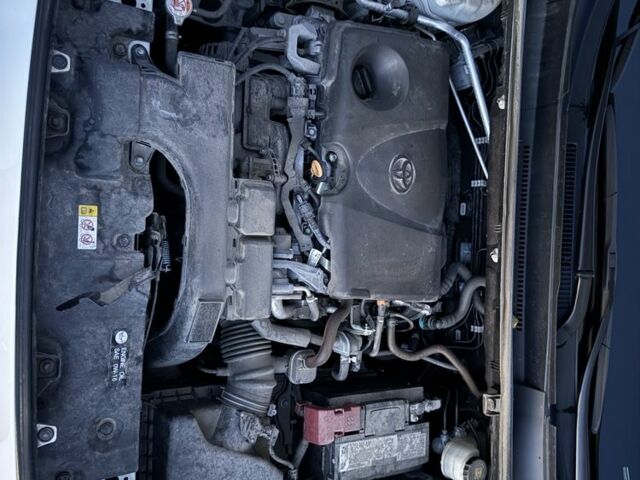 Білий Тойота РАВ 4, об'ємом двигуна 2.5 л та пробігом 64 тис. км за 27000 $, фото 14 на Automoto.ua