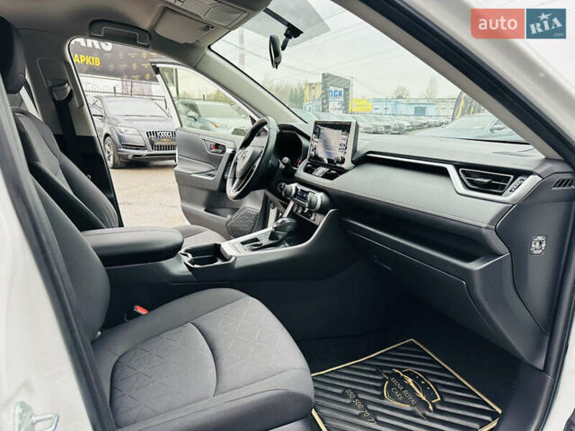 Белый Тойота РАВ 4, объемом двигателя 1.99 л и пробегом 95 тыс. км за 26700 $, фото 22 на Automoto.ua