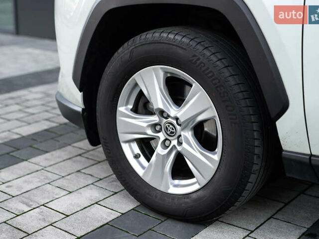 Белый Тойота РАВ 4, объемом двигателя 1.99 л и пробегом 55 тыс. км за 29900 $, фото 29 на Automoto.ua