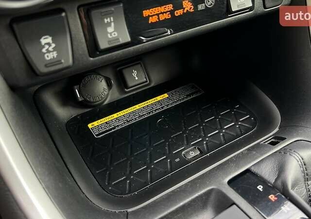 Білий Тойота РАВ 4, об'ємом двигуна 2.49 л та пробігом 86 тис. км за 33900 $, фото 18 на Automoto.ua