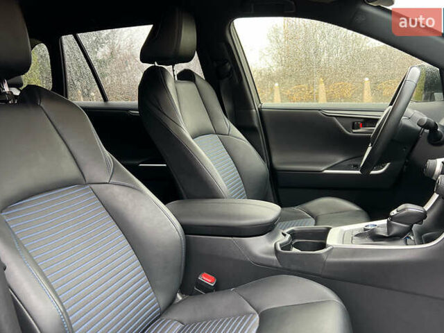 Білий Тойота РАВ 4, об'ємом двигуна 2.49 л та пробігом 57 тис. км за 38750 $, фото 21 на Automoto.ua