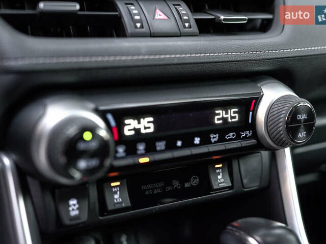 Белый Тойота РАВ 4, объемом двигателя 1.99 л и пробегом 55 тыс. км за 29900 $, фото 21 на Automoto.ua