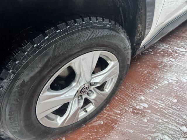 Белый Тойота РАВ 4, объемом двигателя 2.5 л и пробегом 260 тыс. км за 24500 $, фото 9 на Automoto.ua