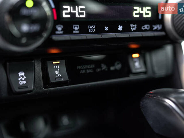 Белый Тойота РАВ 4, объемом двигателя 1.99 л и пробегом 55 тыс. км за 29900 $, фото 24 на Automoto.ua