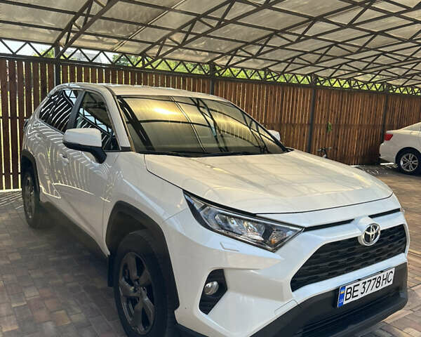 Білий Тойота РАВ 4, об'ємом двигуна 1.99 л та пробігом 89 тис. км за 27900 $, фото 1 на Automoto.ua