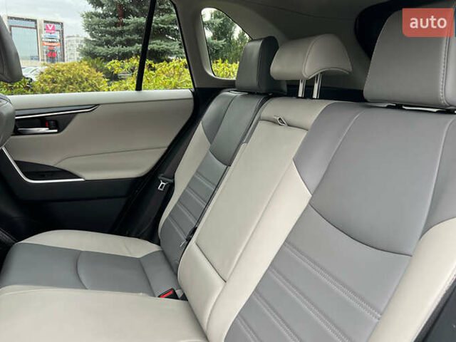 Белый Тойота РАВ 4, объемом двигателя 2.49 л и пробегом 99 тыс. км за 34800 $, фото 24 на Automoto.ua