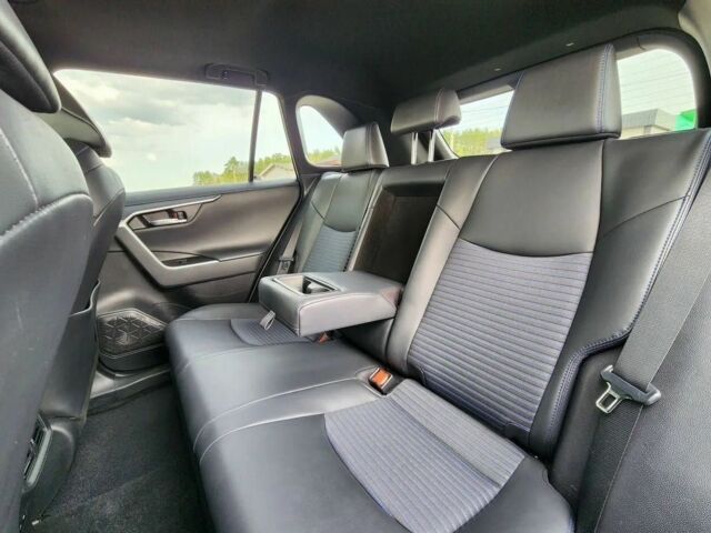 Білий Тойота РАВ 4, об'ємом двигуна 2.5 л та пробігом 78 тис. км за 18200 $, фото 8 на Automoto.ua