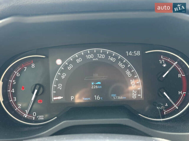 Білий Тойота РАВ 4, об'ємом двигуна 1.99 л та пробігом 57 тис. км за 29000 $, фото 18 на Automoto.ua