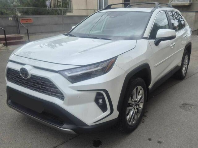 Белый Тойота РАВ 4, объемом двигателя 0 л и пробегом 66 тыс. км за 18300 $, фото 2 на Automoto.ua