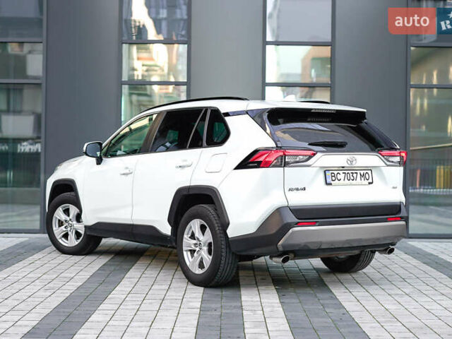 Белый Тойота РАВ 4, объемом двигателя 1.99 л и пробегом 55 тыс. км за 29900 $, фото 6 на Automoto.ua