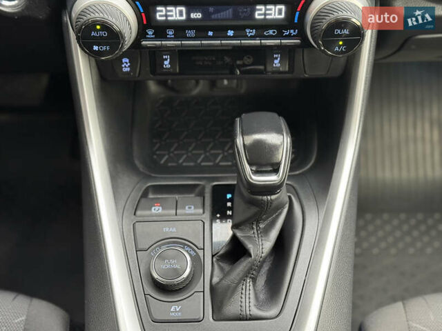 Белый Тойота РАВ 4, объемом двигателя 2.5 л и пробегом 97 тыс. км за 29900 $, фото 13 на Automoto.ua