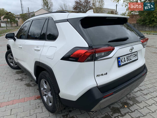 Белый Тойота РАВ 4, объемом двигателя 1.99 л и пробегом 119 тыс. км за 30000 $, фото 4 на Automoto.ua