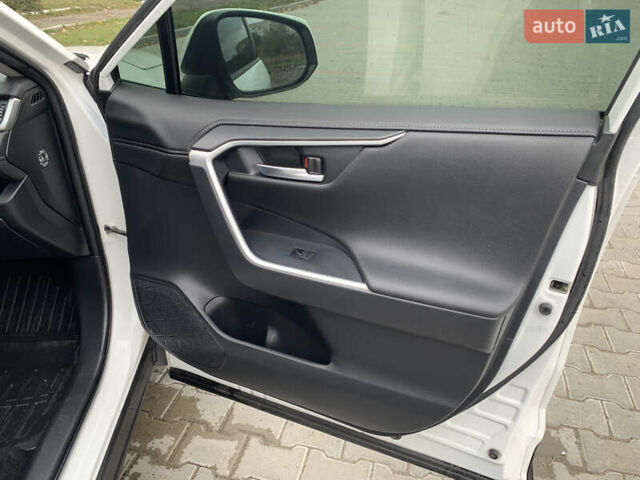 Белый Тойота РАВ 4, объемом двигателя 1.99 л и пробегом 119 тыс. км за 30000 $, фото 24 на Automoto.ua