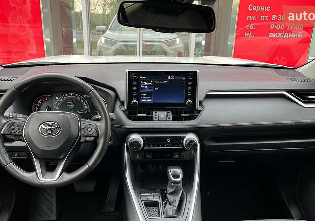 Белый Тойота РАВ 4, объемом двигателя 2 л и пробегом 20 тыс. км за 28752 $, фото 7 на Automoto.ua