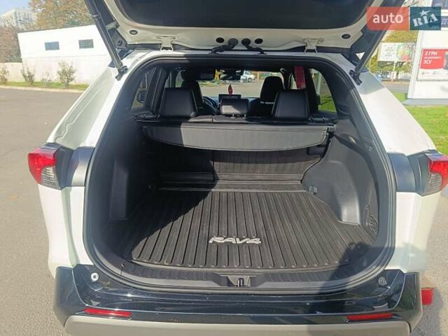 Белый Тойота РАВ 4, объемом двигателя 2.49 л и пробегом 41 тыс. км за 34800 $, фото 11 на Automoto.ua