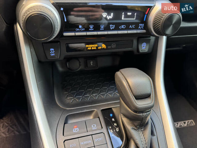 Білий Тойота РАВ 4, об'ємом двигуна 2.5 л та пробігом 98 тис. км за 26900 $, фото 53 на Automoto.ua