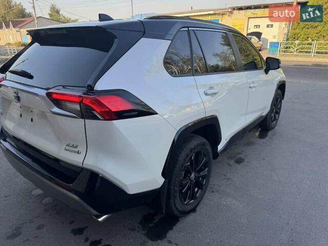 Білий Тойота РАВ 4, об'ємом двигуна 2.5 л та пробігом 14 тис. км за 31700 $, фото 7 на Automoto.ua