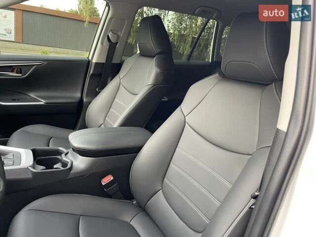 Белый Тойота РАВ 4, объемом двигателя 2.49 л и пробегом 67 тыс. км за 34700 $, фото 33 на Automoto.ua