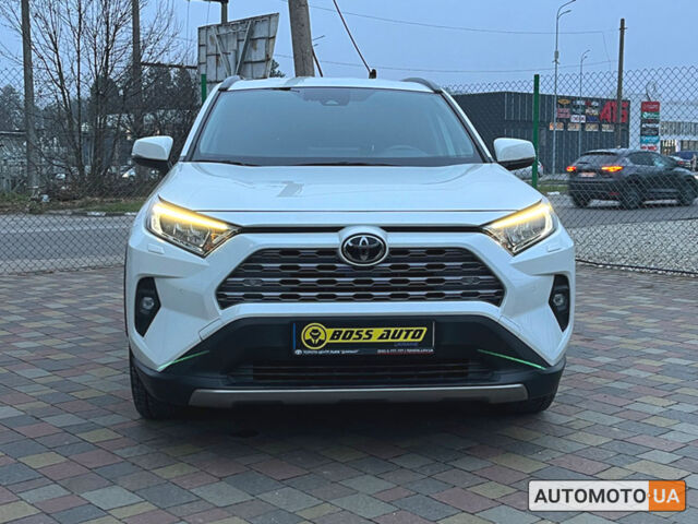 Білий Тойота РАВ 4, об'ємом двигуна 2 л та пробігом 13 тис. км за 42000 $, фото 1 на Automoto.ua