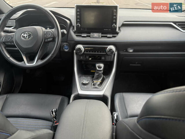 Білий Тойота РАВ 4, об'ємом двигуна 2.49 л та пробігом 36 тис. км за 36000 $, фото 7 на Automoto.ua