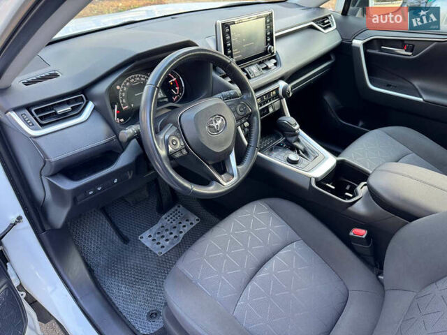 Белый Тойота РАВ 4, объемом двигателя 1.99 л и пробегом 108 тыс. км за 28500 $, фото 28 на Automoto.ua