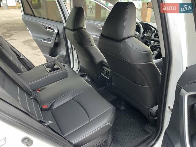 Белый Тойота РАВ 4, объемом двигателя 2.49 л и пробегом 67 тыс. км за 34700 $, фото 45 на Automoto.ua