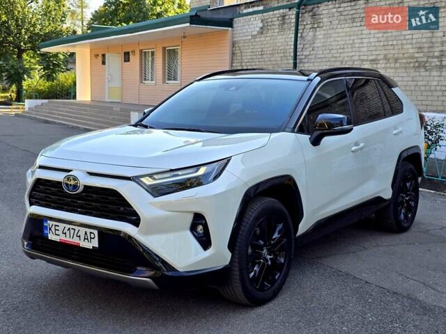 Белый Тойота РАВ 4, объемом двигателя 2.49 л и пробегом 18 тыс. км за 41000 $, фото 31 на Automoto.ua