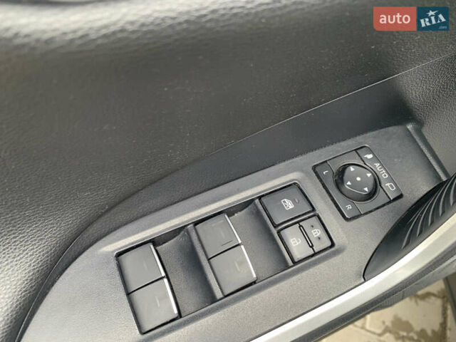 Белый Тойота РАВ 4, объемом двигателя 1.99 л и пробегом 119 тыс. км за 30000 $, фото 20 на Automoto.ua