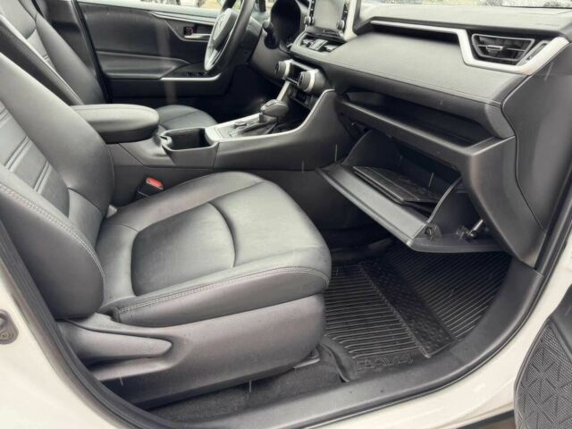 Белый Тойота РАВ 4, объемом двигателя 2.5 л и пробегом 26 тыс. км за 12000 $, фото 7 на Automoto.ua