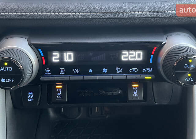 Тойота РАВ 4 2022 в Киеве на Automoto.ua Белый Тойота РАВ 4, объемом двигателя 2 л и пробегом 48 тыс. км за 31800 $, фото 39 на Automoto.ua