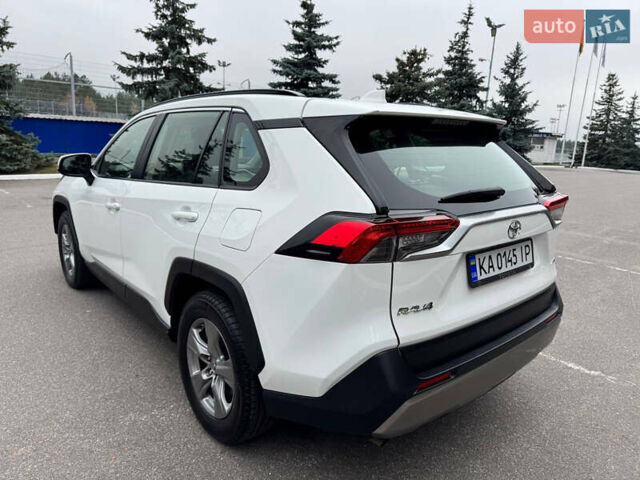 Белый Тойота РАВ 4, объемом двигателя 2 л и пробегом 110 тыс. км за 28000 $, фото 14 на Automoto.ua