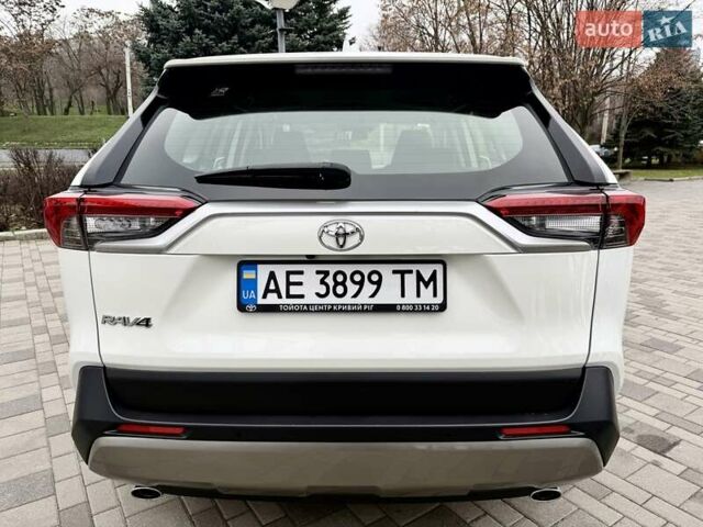 Білий Тойота РАВ 4, об'ємом двигуна 1.99 л та пробігом 25 тис. км за 30500 $, фото 3 на Automoto.ua