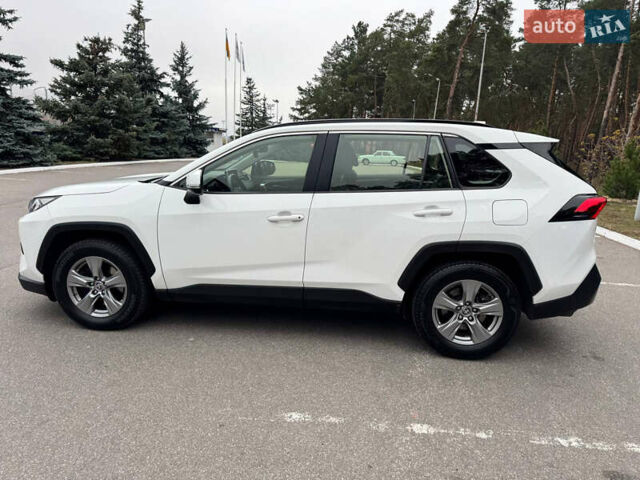 Белый Тойота РАВ 4, объемом двигателя 2 л и пробегом 110 тыс. км за 28000 $, фото 17 на Automoto.ua