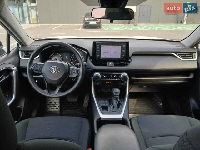 Белый Тойота РАВ 4, объемом двигателя 2.49 л и пробегом 62 тыс. км за 27700 $, фото 7 на Automoto.ua