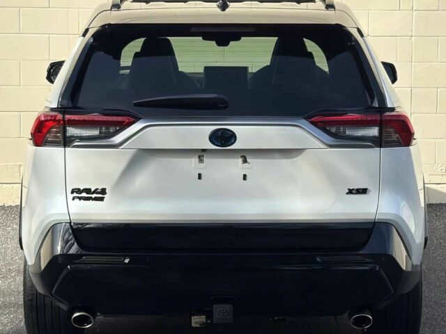 Білий Тойота РАВ 4, об'ємом двигуна 2.5 л та пробігом 24 тис. км за 25200 $, фото 4 на Automoto.ua