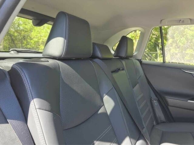 Белый Тойота РАВ 4, объемом двигателя 2.5 л и пробегом 16 тыс. км за 20000 $, фото 10 на Automoto.ua