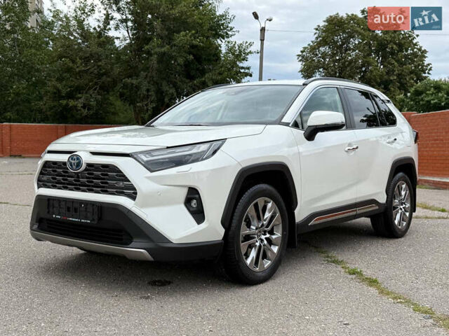 Білий Тойота РАВ 4, об'ємом двигуна 2.5 л та пробігом 34 тис. км за 43850 $, фото 5 на Automoto.ua