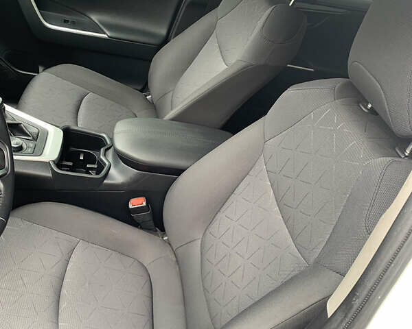 Белый Тойота РАВ 4, объемом двигателя 1.99 л и пробегом 119 тыс. км за 30000 $, фото 29 на Automoto.ua