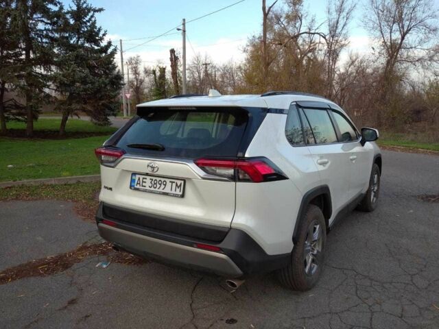 Белый Тойота РАВ 4, объемом двигателя 2 л и пробегом 29 тыс. км за 28000 $, фото 7 на Automoto.ua