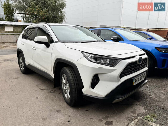 Белый Тойота РАВ 4, объемом двигателя 2.5 л и пробегом 29 тыс. км за 37999 $, фото 6 на Automoto.ua