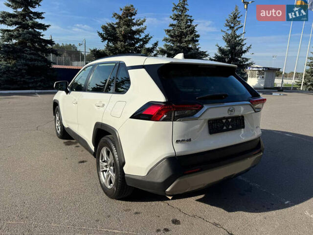 Белый Тойота РАВ 4, объемом двигателя 1.99 л и пробегом 108 тыс. км за 28500 $, фото 16 на Automoto.ua