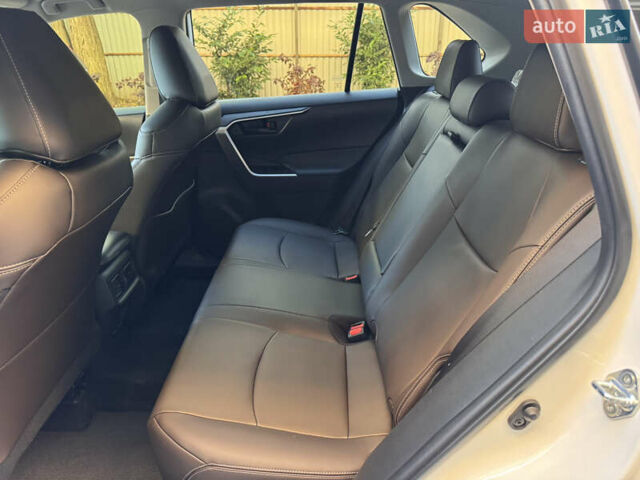 Білий Тойота РАВ 4, об'ємом двигуна 2.5 л та пробігом 98 тис. км за 26900 $, фото 46 на Automoto.ua