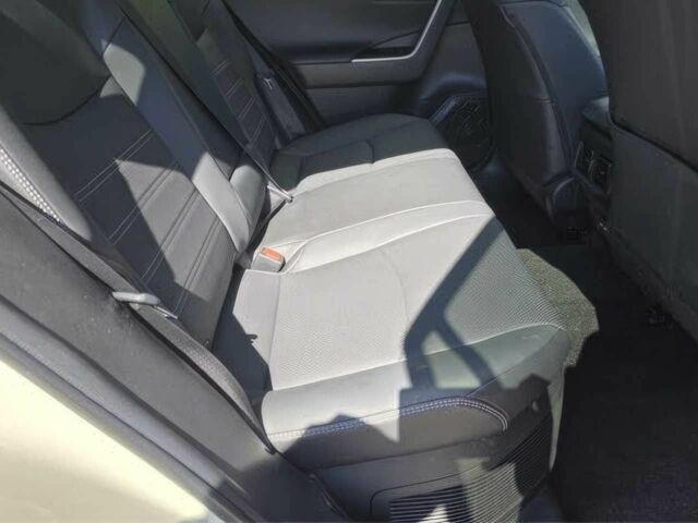 Белый Тойота РАВ 4, объемом двигателя 2.5 л и пробегом 16 тыс. км за 20000 $, фото 11 на Automoto.ua